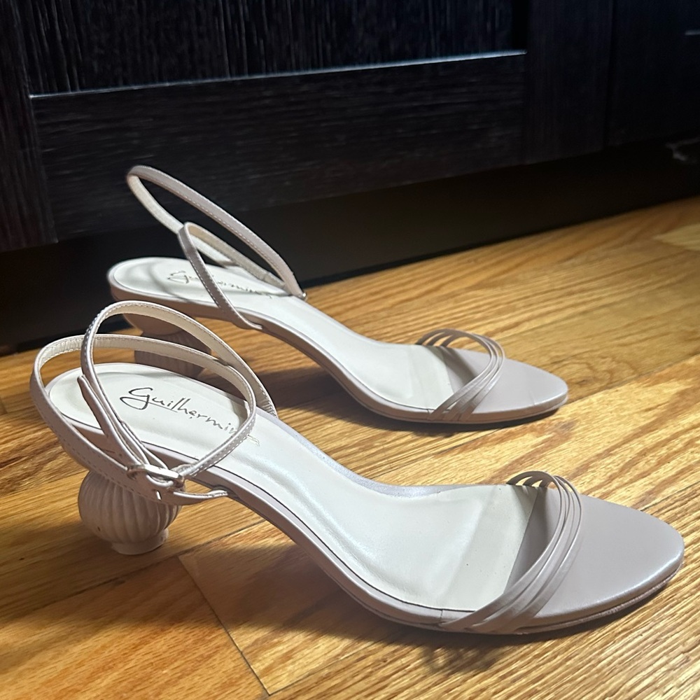 Anthropologie Guilhermina Sculptured Heeled Creme Sandals
